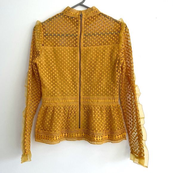 INA NWOT Size S Open-Stitched Yellow Top - Picture 3 of 7
